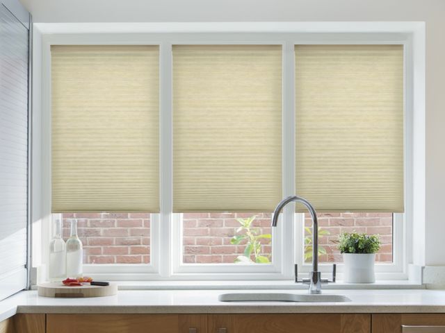 Single vs double cell: custom cellular shades by VU Window Treatments in Central Florida